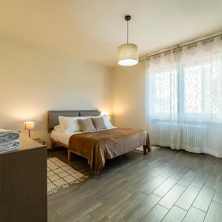 בית נופש Giulia Garden And View *